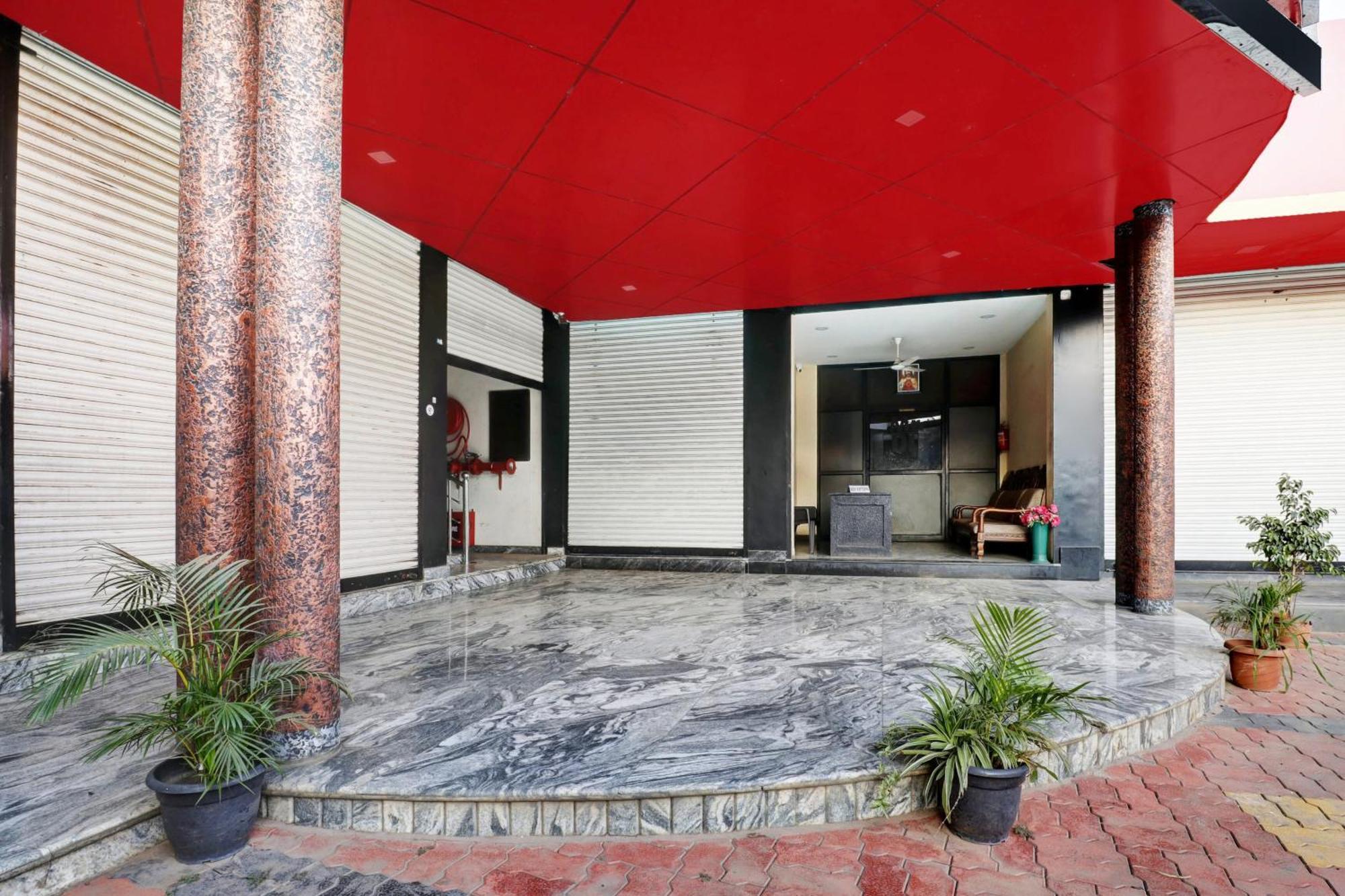 Super Hotel O Kattapana Kattappana Dış mekan fotoğraf